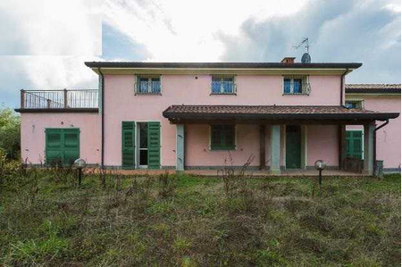 Case - Casa semindipendente a Castelnuovo Magra